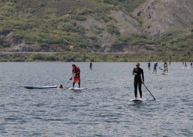 Grupos de sup en el embalse